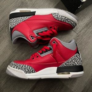 Jordan Retro SE size 5Y (kids)